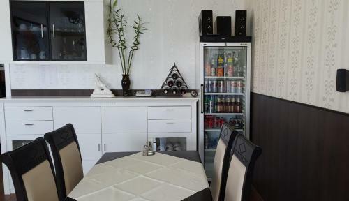 Bed & Breakfast Kitti Panzio