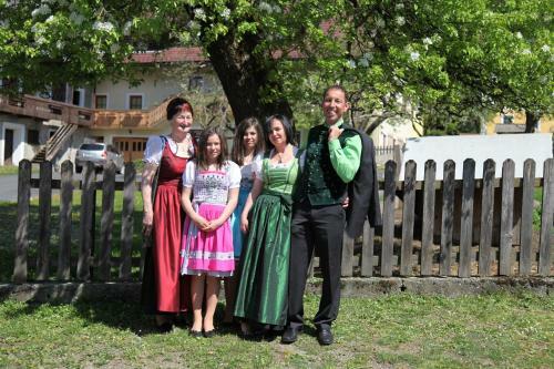 Hostal Alpenhof Strenge