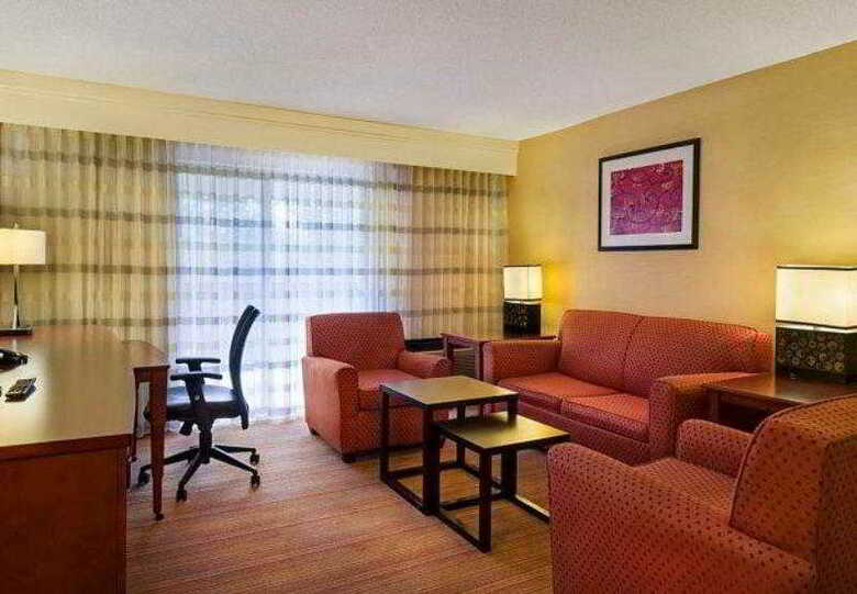 Hotel Courtyard By Marriott Boston Westborough