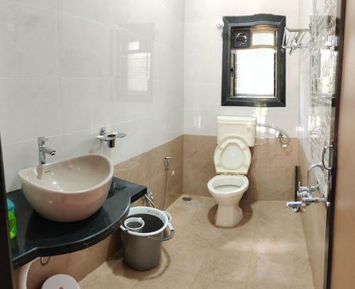 Bed & Breakfast Khot Holiday Homestay