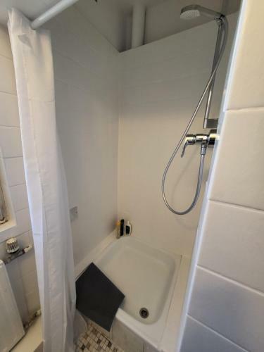 Apartamento Miniapartment Mit Aussenliegendem Bad