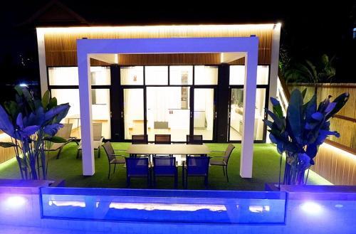 Villa Swiss House 5