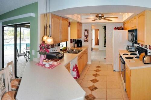 Villa Paradise, Cape Coral