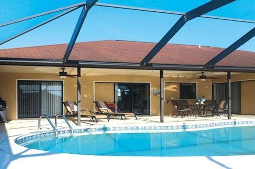 Villa Paradise, Cape Coral