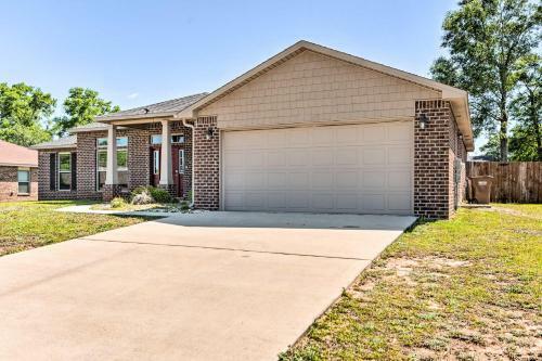 Cozy Milton Home About 32 Mi To Pensacola Beach!