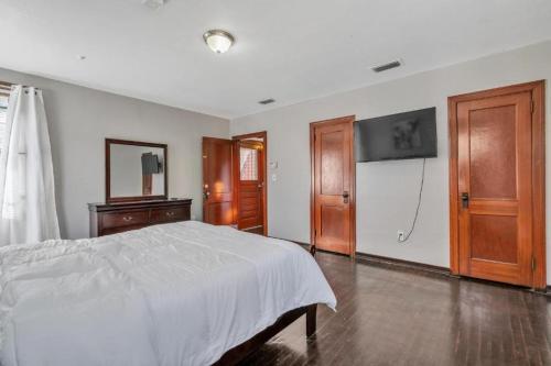 Hostal Comfy Pet Friendly Home In Jacksonville Mins To Downtown?s