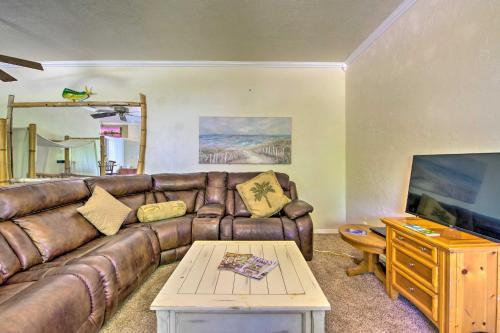 Step-free Waterfront Villa Gas Grill And Patio