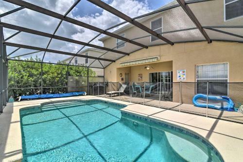 Family Home With Private Pool, 9 Mi To Disney!