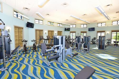 Instant Gratification - 8 Bdm Villa In Gated Comm, Villa