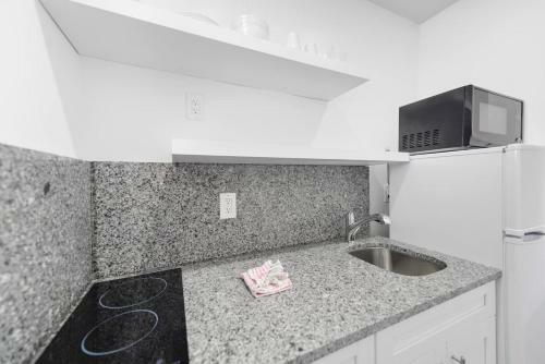 Apartamento Gorgeous 1 Bedroom Steps From The Beach #45
