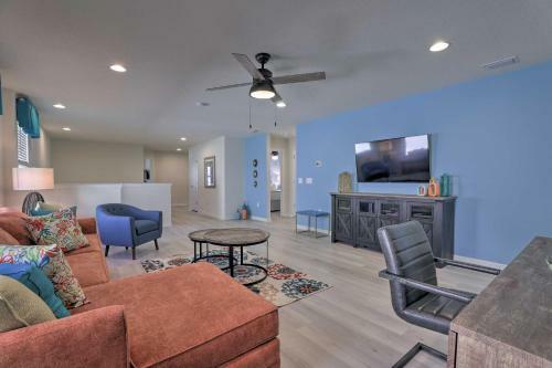 Luxe Orlando And Disney Resort Escape Pool, Game Room