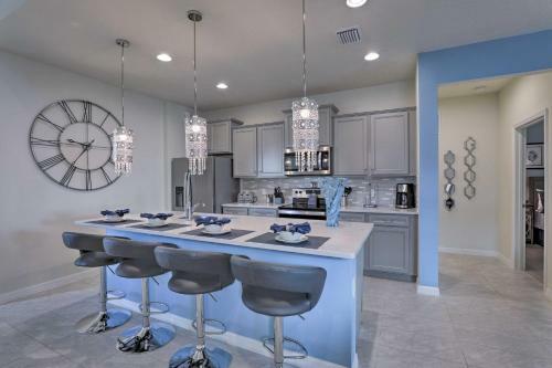 Luxe Orlando And Disney Resort Escape Pool, Game Room