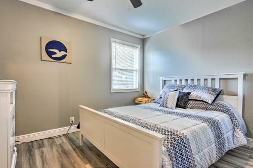 Charming Pensacola Cottage - 4 Mi To Downtown
