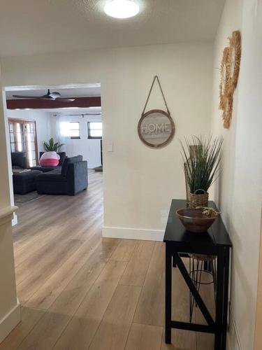 Cozy Zen Style, Beautiful, Newly Remodel 3-bedroom