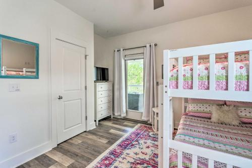Exquisite Sugar Magnolia Abode Near Beach!