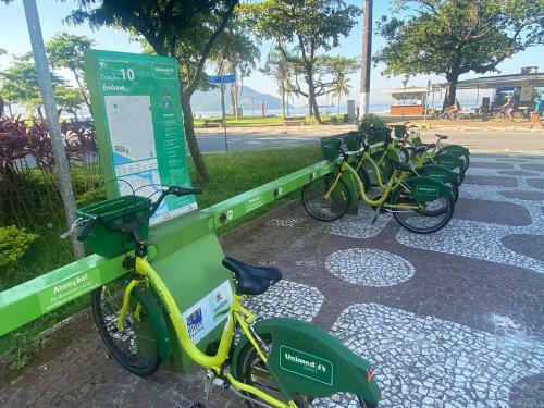 Apartamento Flat Com Wifi A Beira Mar Da Praia Do Gonzaga Sp