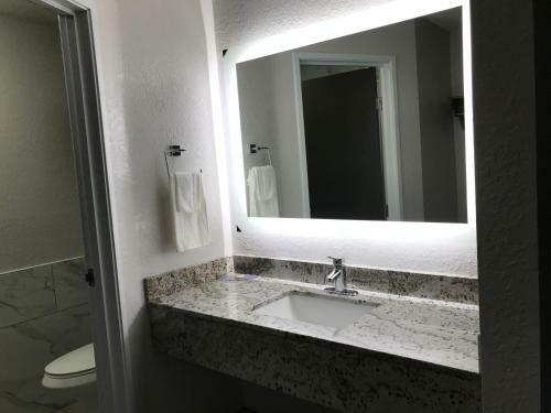 Motel Americas Best Value Inn Clearwater
