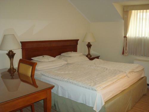 Hotel Romantik Eger
