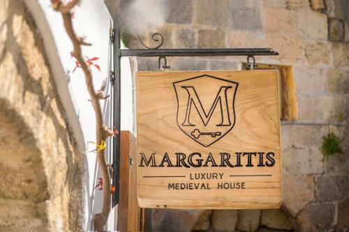 Apartamento Margaritis Luxury Medieval House