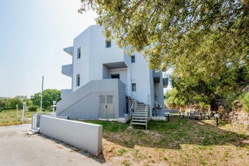 Villa New Iliada Luxury Maisonette Sea View