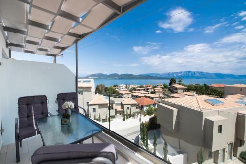 Apartamento Above Blue Nikiana