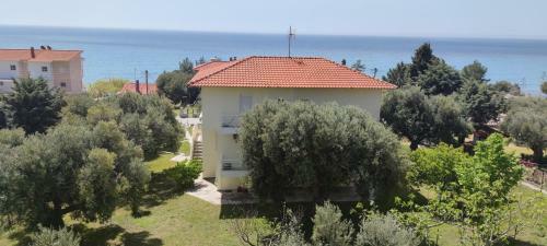 Groundfloor Apartment In Mola