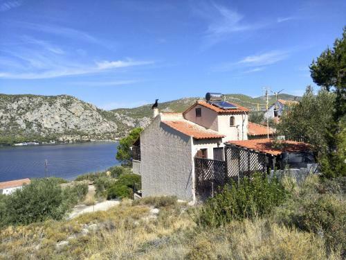 Lagoon Dreamhouse
