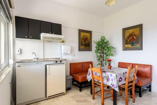 Hostal Angela Apartments New Listing