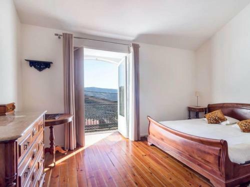 Premium Villa In Carrazeda De Ansia With Views