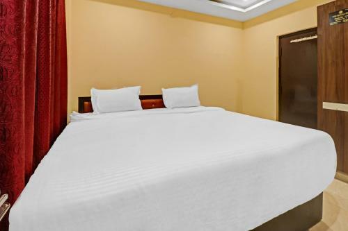 Oyo 89097 Hotel The Royal Inn