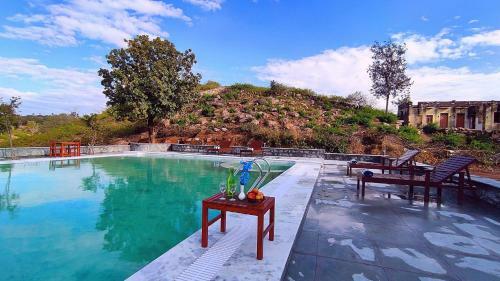 Takhat Villa By Shrigo Hotels