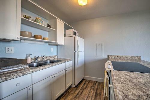 Apartamento New! Makaha Valley Condo Less Than 2 Mi To Beach Access!