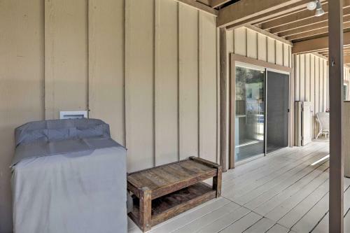 Honolulu House With Shared Pool By Koko Crater!
