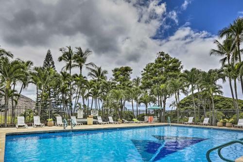 Apartamento Lush Condo With Community Pool, 1 Mi To Beach!