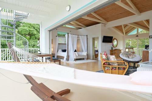 Secluded Jungle Penthouse With Rooftop Observation Deck