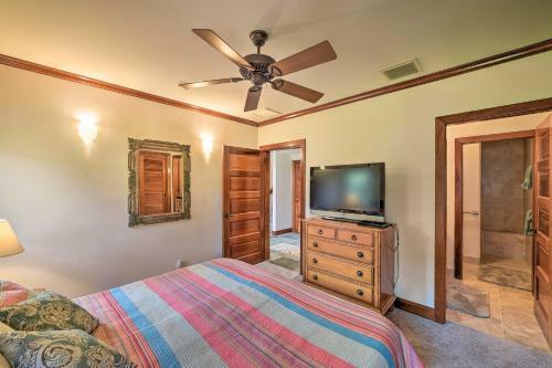 Tropical Escape With Pool Access, 1 Mi To Beach