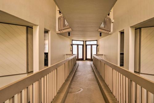 Apartamento Oceanfront Condo With 2 Lanais, Walk To Beach!