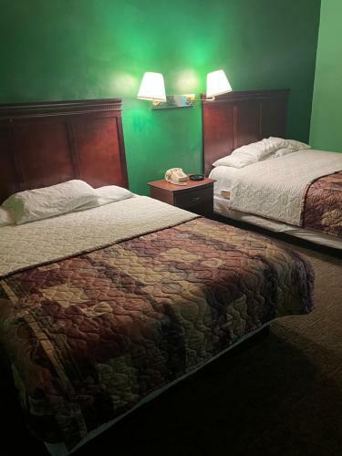 Town & Country Motel