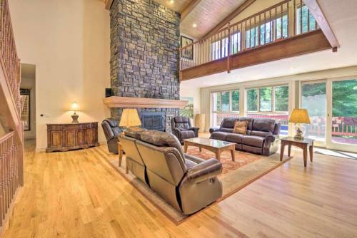 Spring Mountain Manor By Casago Mccall - Donerightmanagement