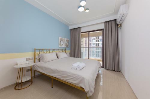 Locals Apartment House 05