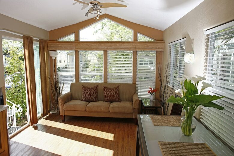 Lodge Arden Acres Executive Suites & Cottages