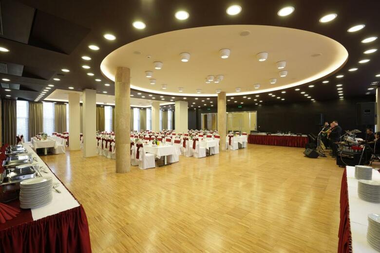Laterum Konferencia �s Wellness Hotel