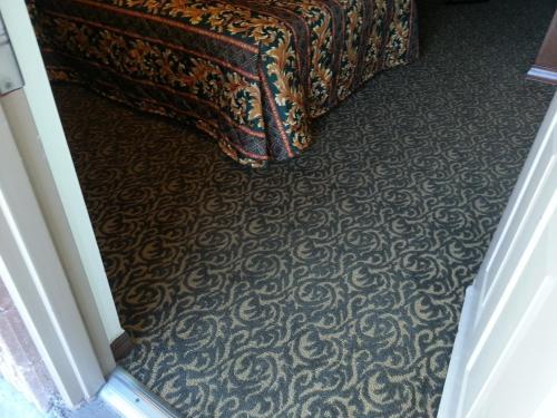 Motel East Lake Inn