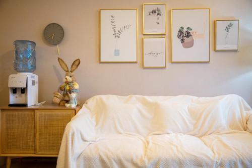 Locals Apartment Place 80