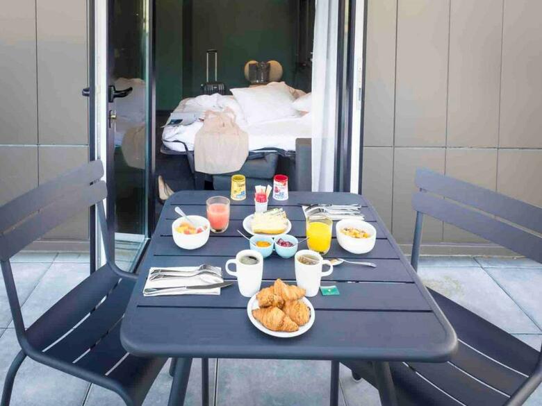 Hotel Tribe Paris La Defense Esplanade