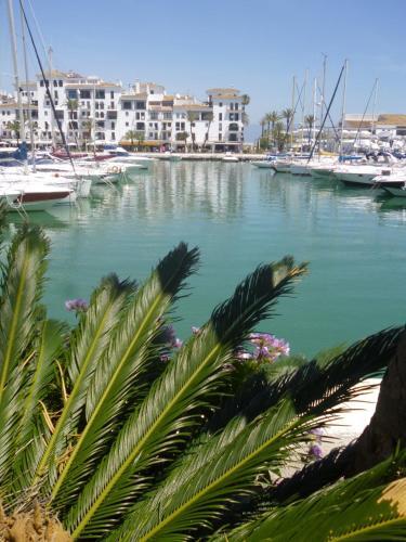 Apartamento Residencial Duquesa 2075