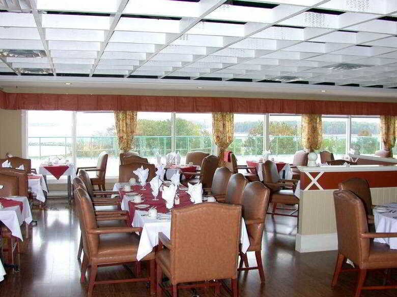 Hotel Oak Island Resort, Spa Conve