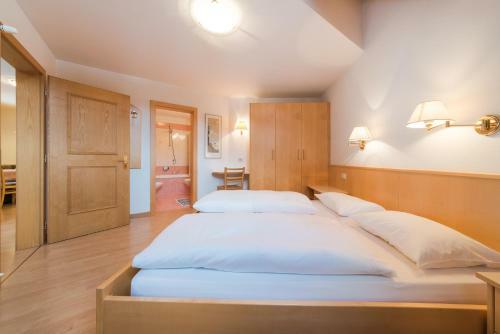 Aparthotel Residence Chalet Pinis