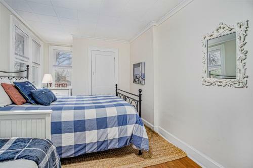 Nantucket Cottage In New Buffalo