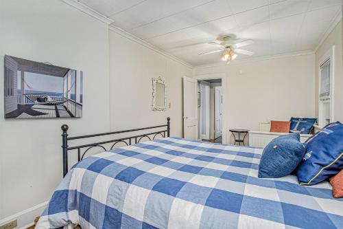 Nantucket Cottage In New Buffalo